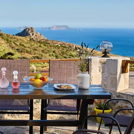 Maria's Cozy Stonehouse *